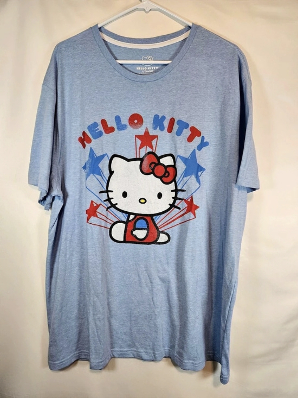 Hello Kitty Graphic Tee in Blue XXL NWT